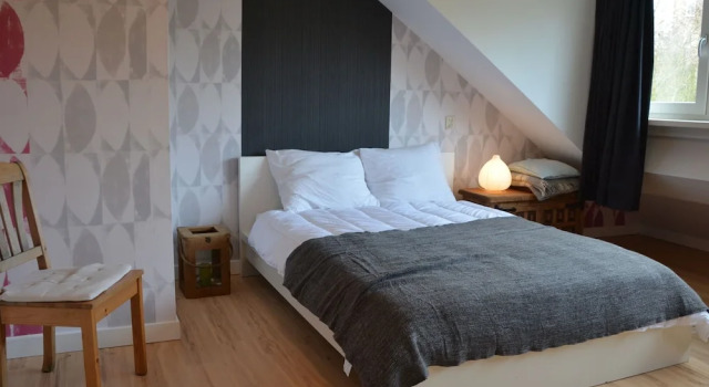 Attractive Holiday Home in Noordwijk With Garden, Забронировать Отель Нордвейк-ан-Зе Южная Голландия