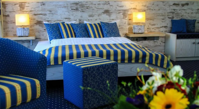 Полулюкс Hotel & Restaurant Seebrücke