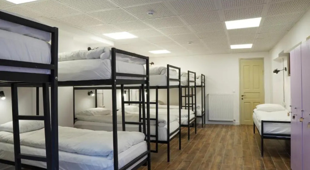 Кровать в общем номере Hotel Ticiani 15