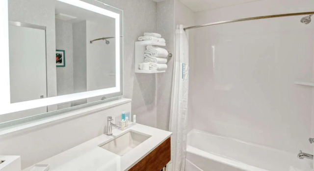 Номер Standard Hampton by Hilton Encinitas-Cardiff Encinitas, CA near Del Mar