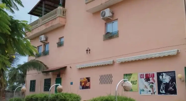 Residence Coconut Hotel, Rezervovat Hotel Levné hotely v Lomé