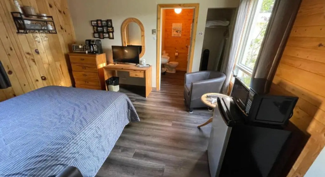 Двухместный номер Standard с балконом Auberge et Chalets sur le Lac