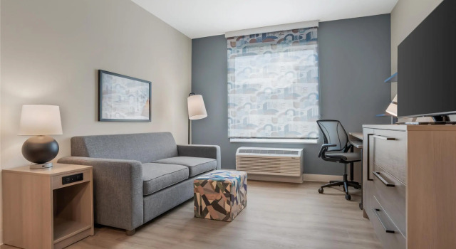 Двухместный люкс c 1 комнатой Home2 Suites By Hilton Montgomery Eastchase
