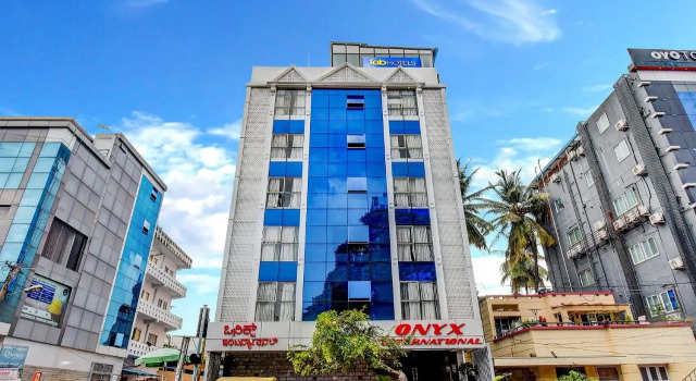 Fabhotel Srk Platinum Inn