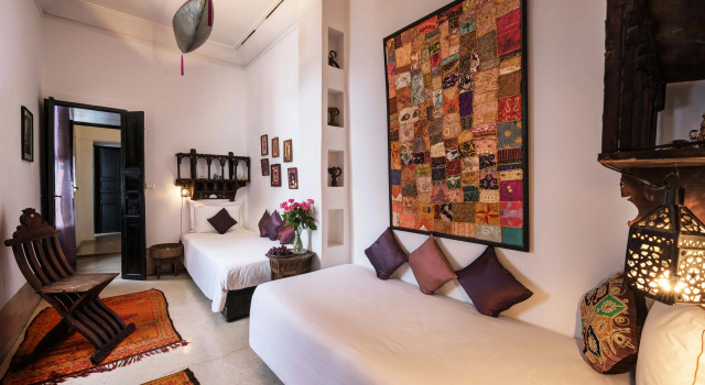 Camera Standard Riad Azzar