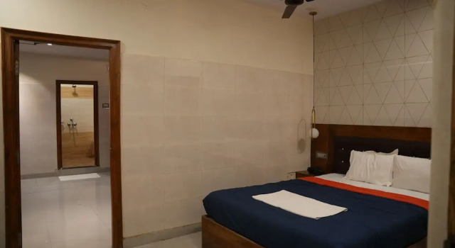 Люкс Deluxe Vaidh Business Hotel