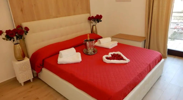 Caserta Royale Suite (Adults Only)