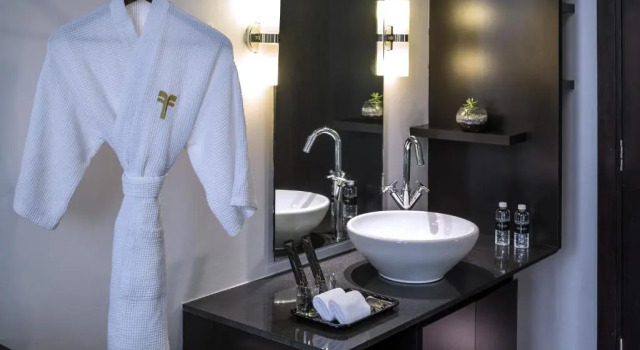Executive Club room Furama RiverFront