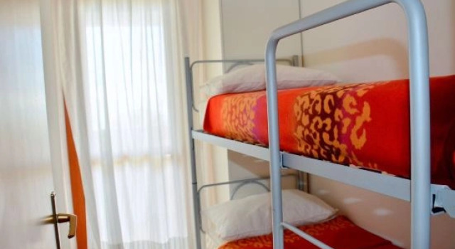 Апартаменты Cozy Two-bedroom Apartment in a Seafront Building