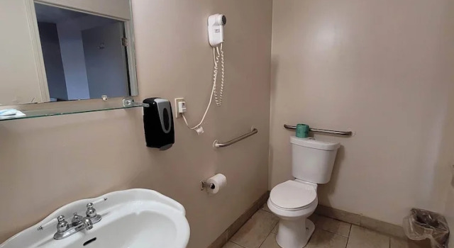 Четырёхместный номер Standard Woodland Inn