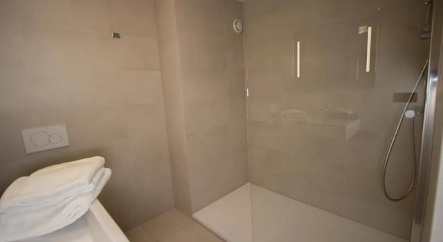 Одноместный номер Comfort Golden Tulip West Ende