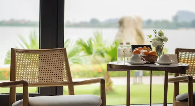 Двухместный номер Standard с видом на озеро The Five Resort & Golf Hoang Gia Ninh Binh