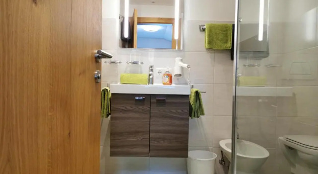 Семейный номер Standard с балконом и с видом на горы modern&renovated - Hotelpension Oberauer Wagrain
