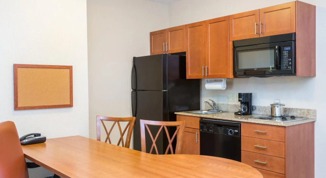 Двухместный люкс c 1 комнатой Candlewood Suites Apex Raleigh Area by IHG