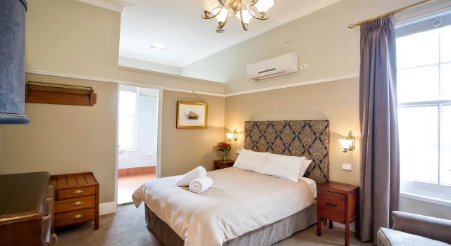 Alexandra Hotel, Забронировать Отель Отели Катумбы с парковкой, рядом с Каскады Леуры, Парковка