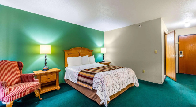 Двухместный номер Standard Royal Inn & Suites Milaca