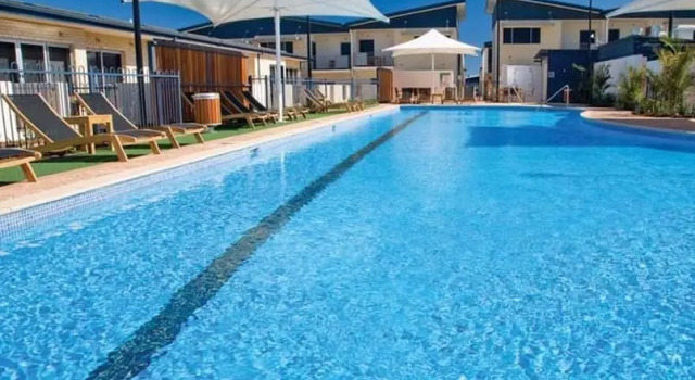 Апартаменты Broadwater Mariner Resort