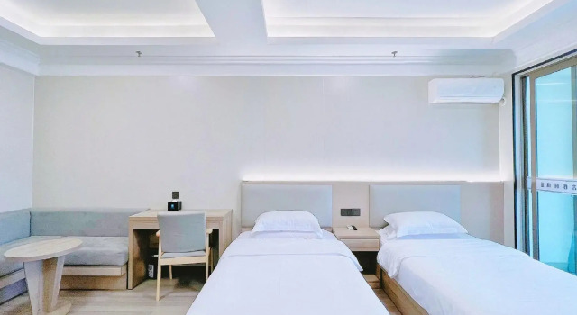 Yitel Trend (Cixi Hangzhouwan Century City), Prenota Hotel Hotel a Ningbo con parcheggio, Parcheggio