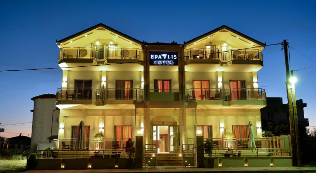 Epavlis Eleftheriadi, Rezerwuj Hotel Paralia Olympus