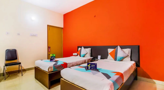 Vibrant Guest House By FabExpress