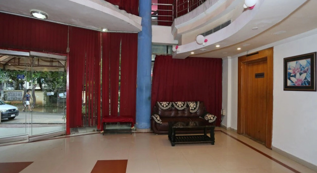 OYO Flagship 12272 Bari International Nayapalli, Prenota Hotel Hotel a Orissa con parcheggio, Parcheggio