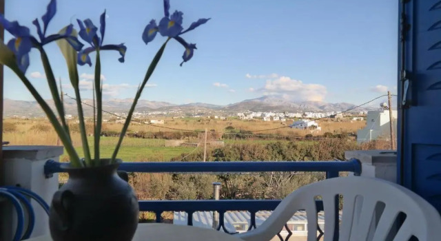 Студия Minas Studios in Naxos Island