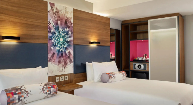 Двухместный номер Standard Aloft by Marriott Birmingham Eastside