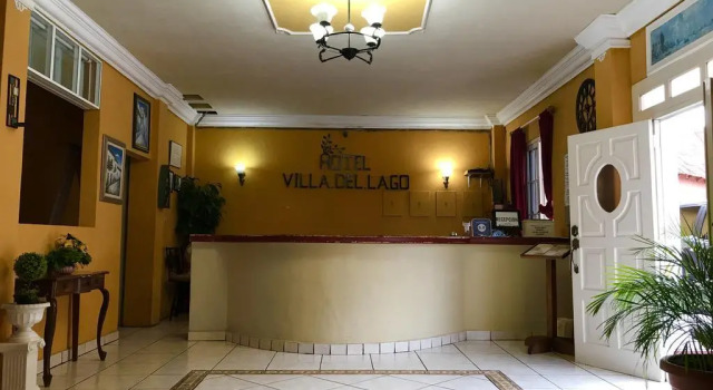 Hotel Villa del Lago, Đặt Khách sạn Khách sạn ở Flores bao gồm bữa sáng, Bữa sáng