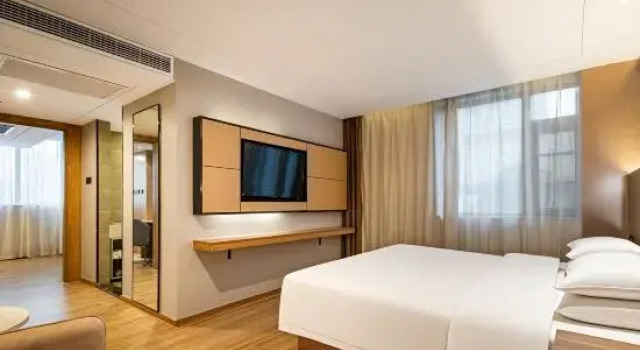 Люкс New Century Manju Hotel