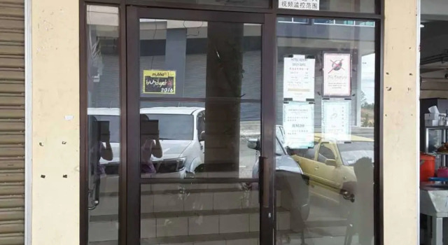 Lea Phing Inn, Rezerwuj Hotel Hotele w Sarawak z parkingiem, Parking