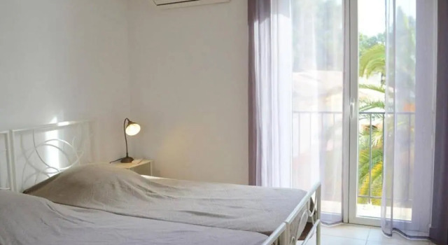 Appartement Le Lavandou, 4 pièces, 6 personnes - FR-1-251-204, Book Lejlighed Le Lavandou Var coast