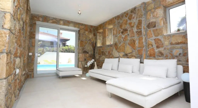 Villa Douglas - Private Pool, BBQ, 4Bdrms, View, Rezervovat Vila Hotely v Kassandreia s parkováním, Parkování