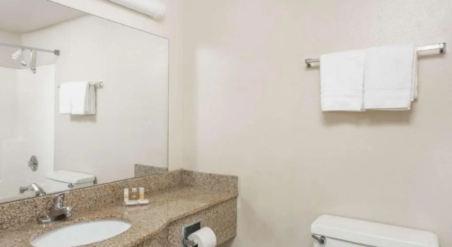 Люкс The Grand Inn Peoria
