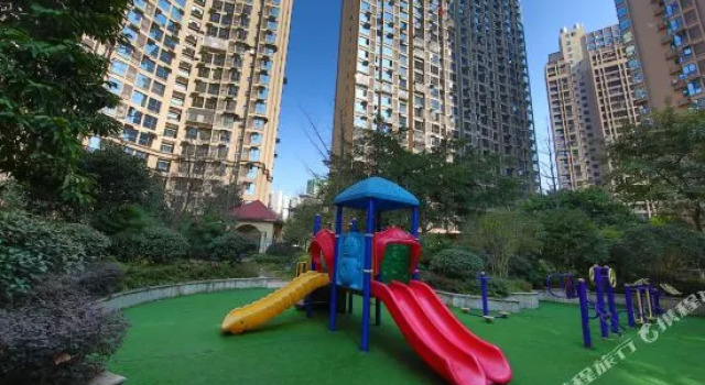 Leshan Xicheng Holiday Hotel (Jiaxing Road Food Street), Prenota Hotel Leshan Sichuan