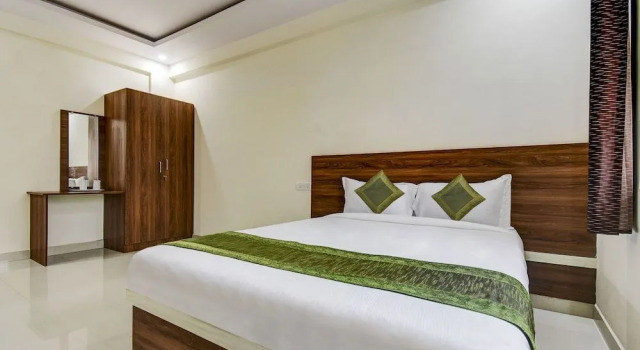 Treebo Trip Hotel New Golden Key