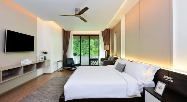 Люкс с 2 комнатами с видом на поле для гольфа Tinidee Golf Resort Phuket
