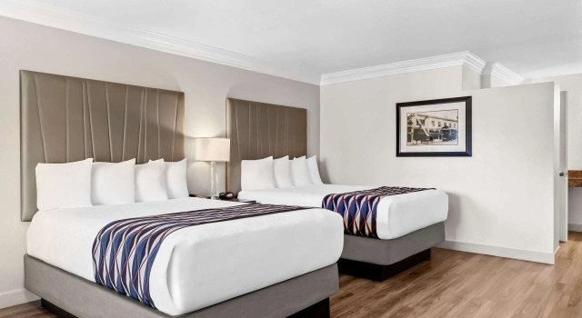 Четырёхместный номер Standard Best Western Garden Inn