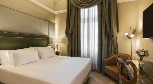 Двухместный номер Superior NH Collection Prague Carlo IV