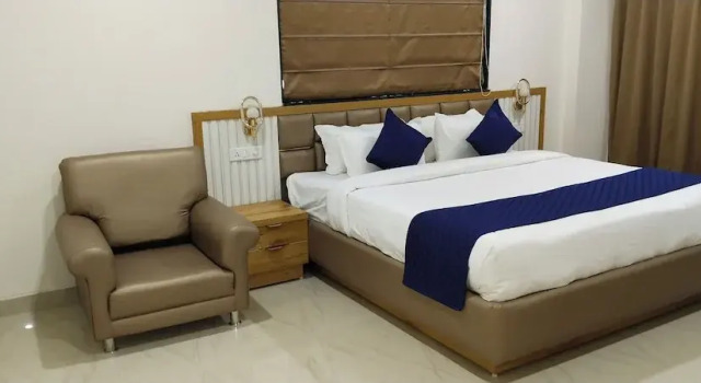 Eastin De Royale, Rezerwuj Hotel Hajdarabad 