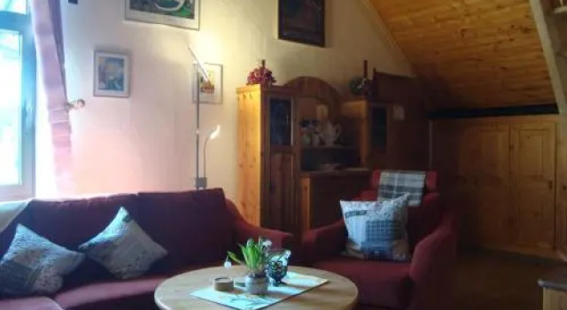 Ferienwohnung Zum Hochkelberg, Boek Hotel Kelberg 