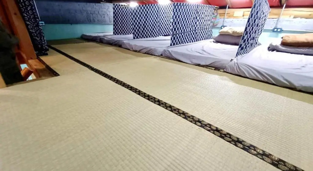 Кровать в общем номере Fuqi Hostel - Heping