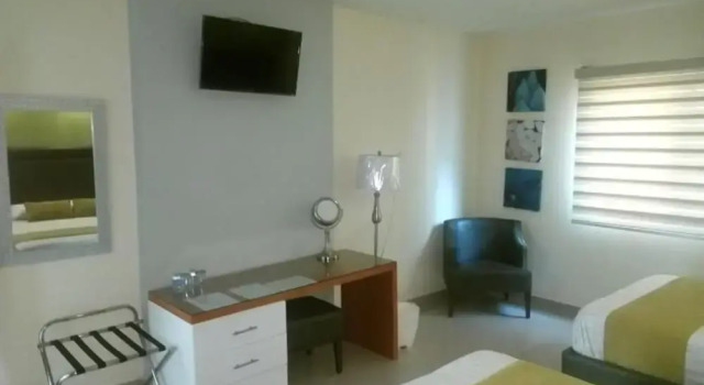 Четырёхместный номер Standard Hotel Tierra Roja