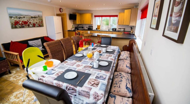 Round Park Annexe, Забронировать Отель Бизнес-отели Carmarthenshire, 4* 5*