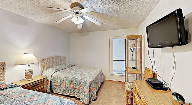 New Listing! Charming Coastal W/ Beach Views 2 Bedroom Condo, Buchen Sie Ferienwohnung Hotels in Padre Island mit Pool, Schwimmbad