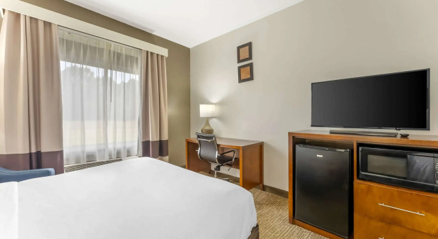 Четырёхместный номер Standard Comfort Inn Brownsville I-40