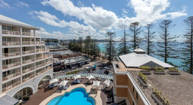 Номер Standard с балконом и с видом на океан Crowne Plaza Terrigal Pacific by IHG