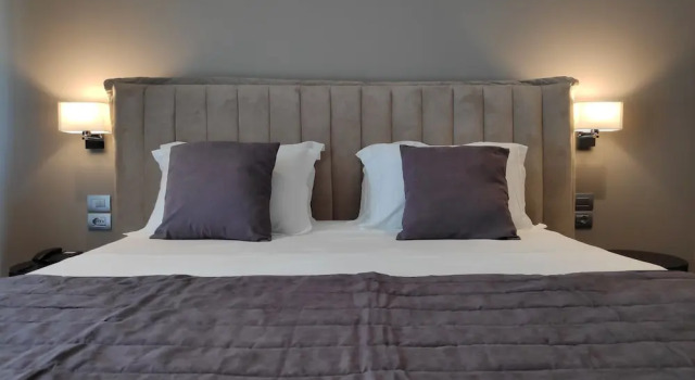 Номер Comfort Supreme Hotel