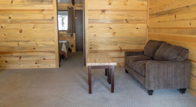 Двухместный номер Standard с балконом и с видом на озеро Estes Lake Lodge
