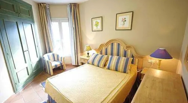 Apartments Dornajo 4/6 Pax. Asn, Varaa Huoneisto Pradollano 
