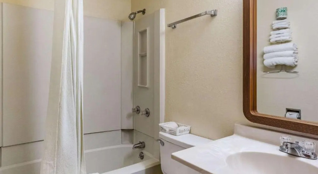 Номер Standard Rodeway Inn Farmington